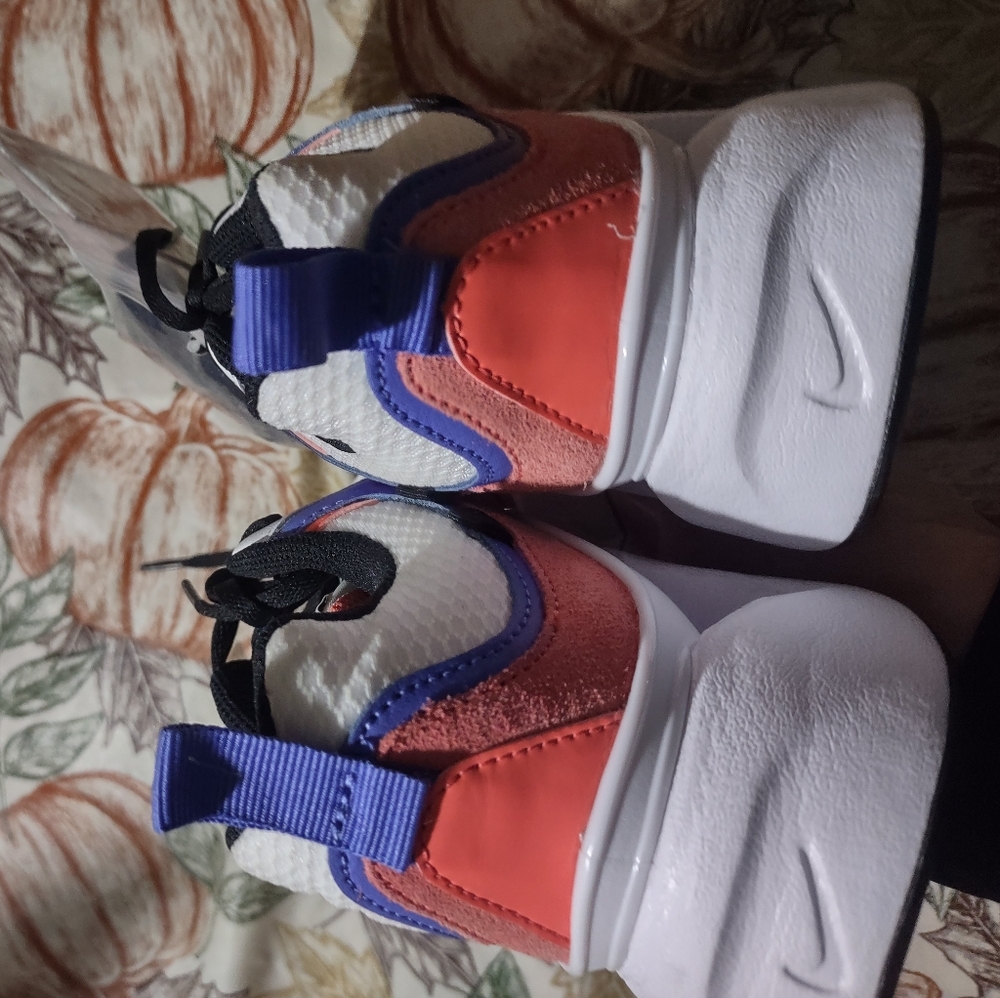 Nike Ryz - Picture 4 of 5